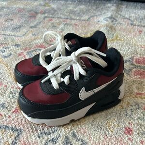 Toddler Nike sz 7